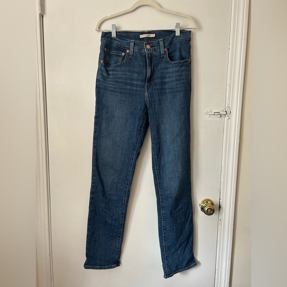 Levi’s 724 High Rise Straight-Leg Jeans